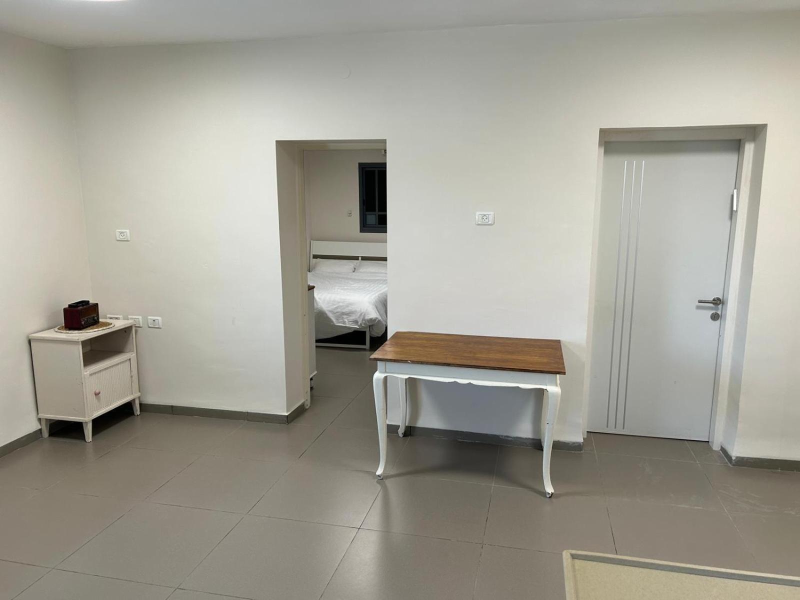 דירת אירוח בעמק Apartment Beit She'an Bagian luar foto
