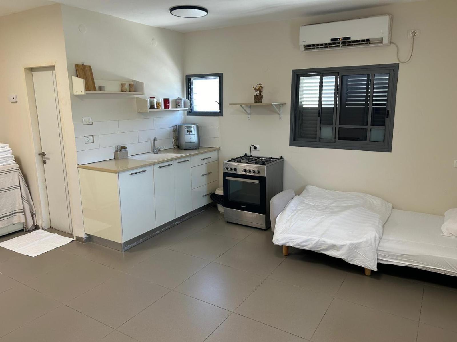 דירת אירוח בעמק Apartment Beit She'an Bagian luar foto